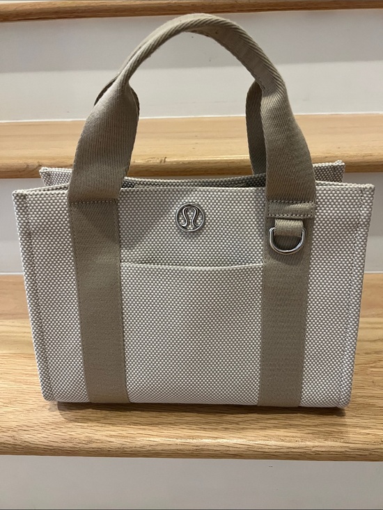 lululemon athletica Handbags - lululemon athletica Two-Tone Canvas Tote